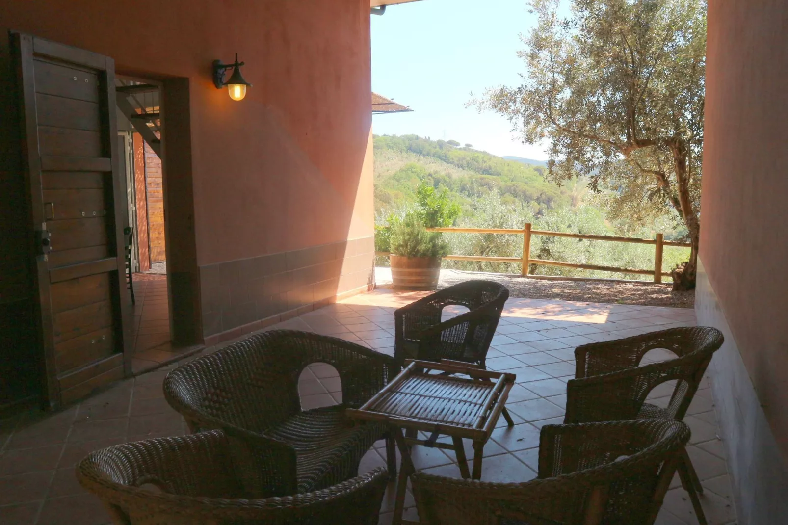 Mario-Terrace balcony