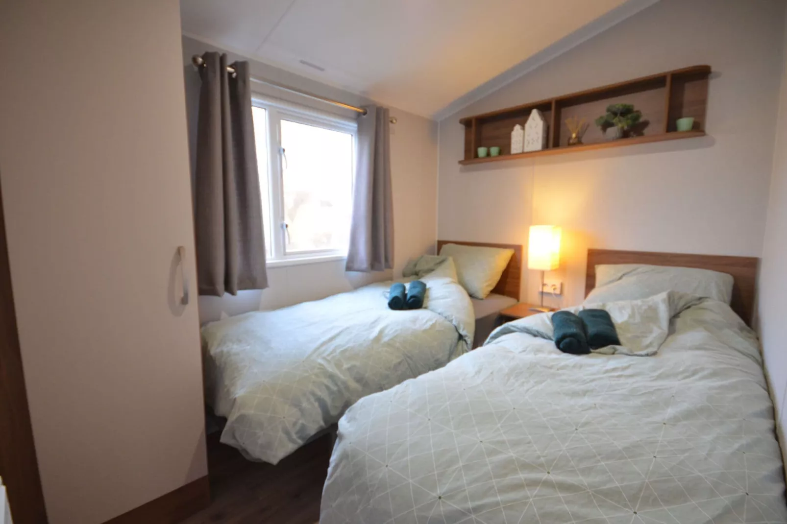 Recreatiepark Wiringherlant - Wiringher Chalet 83-Bedroom