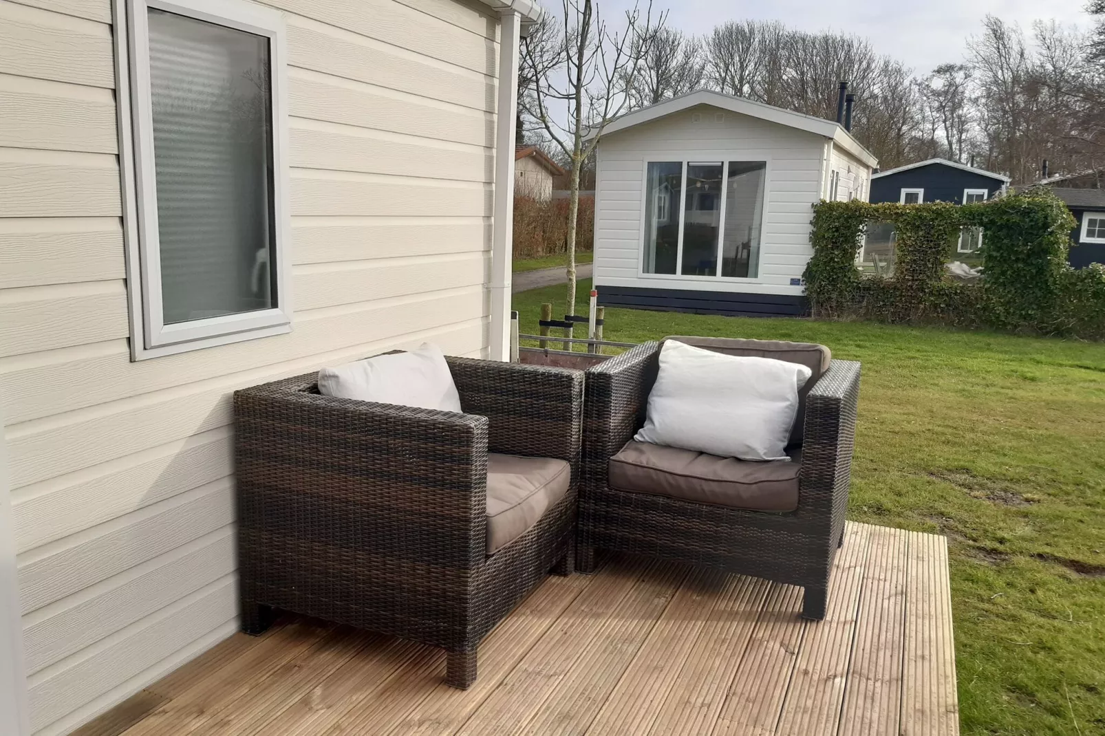 Recreatiepark Wiringherlant - Wiringher Chalet 83-Terrace balcony
