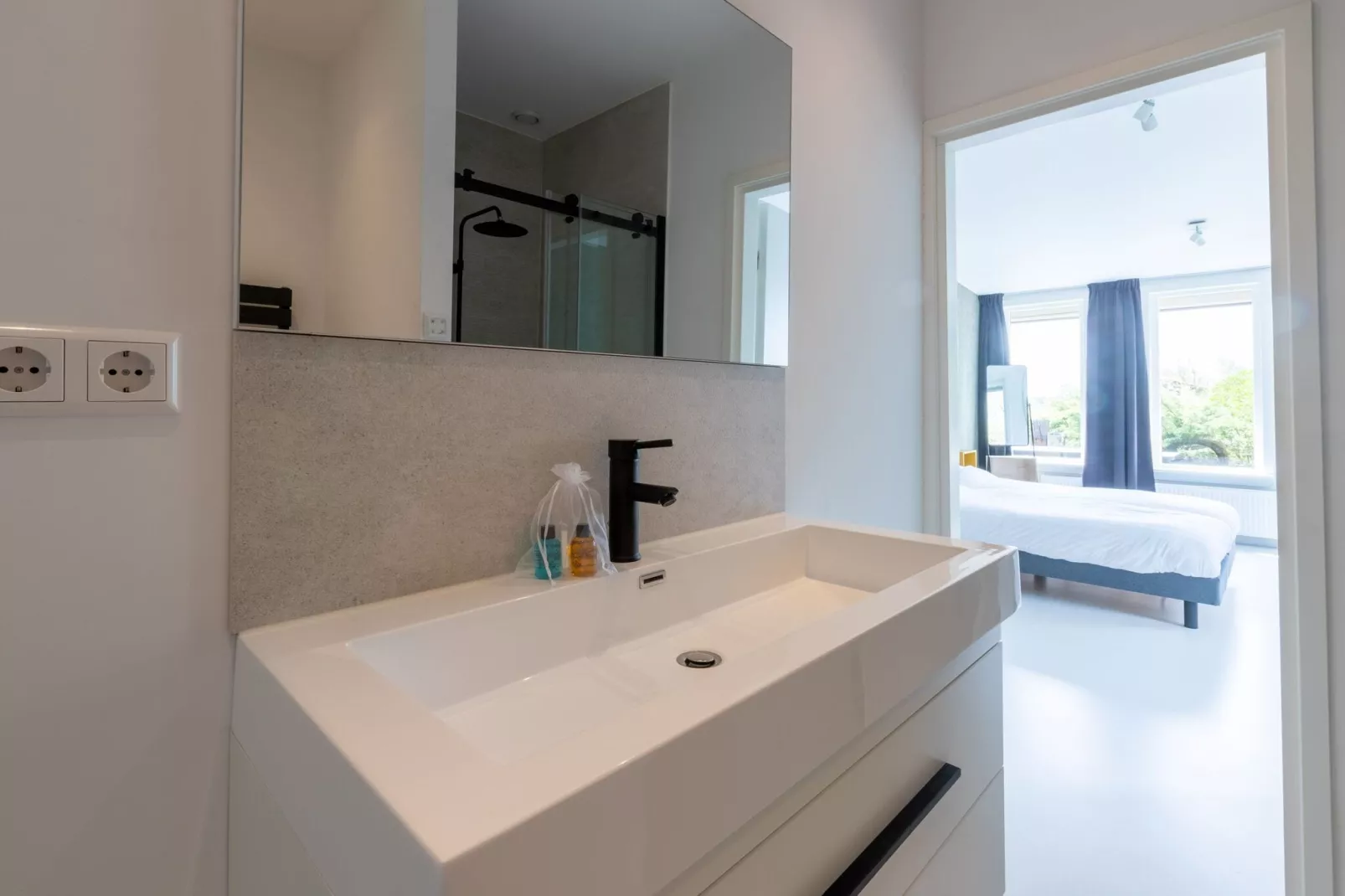 Gentiaan aan Zee-Bathroom