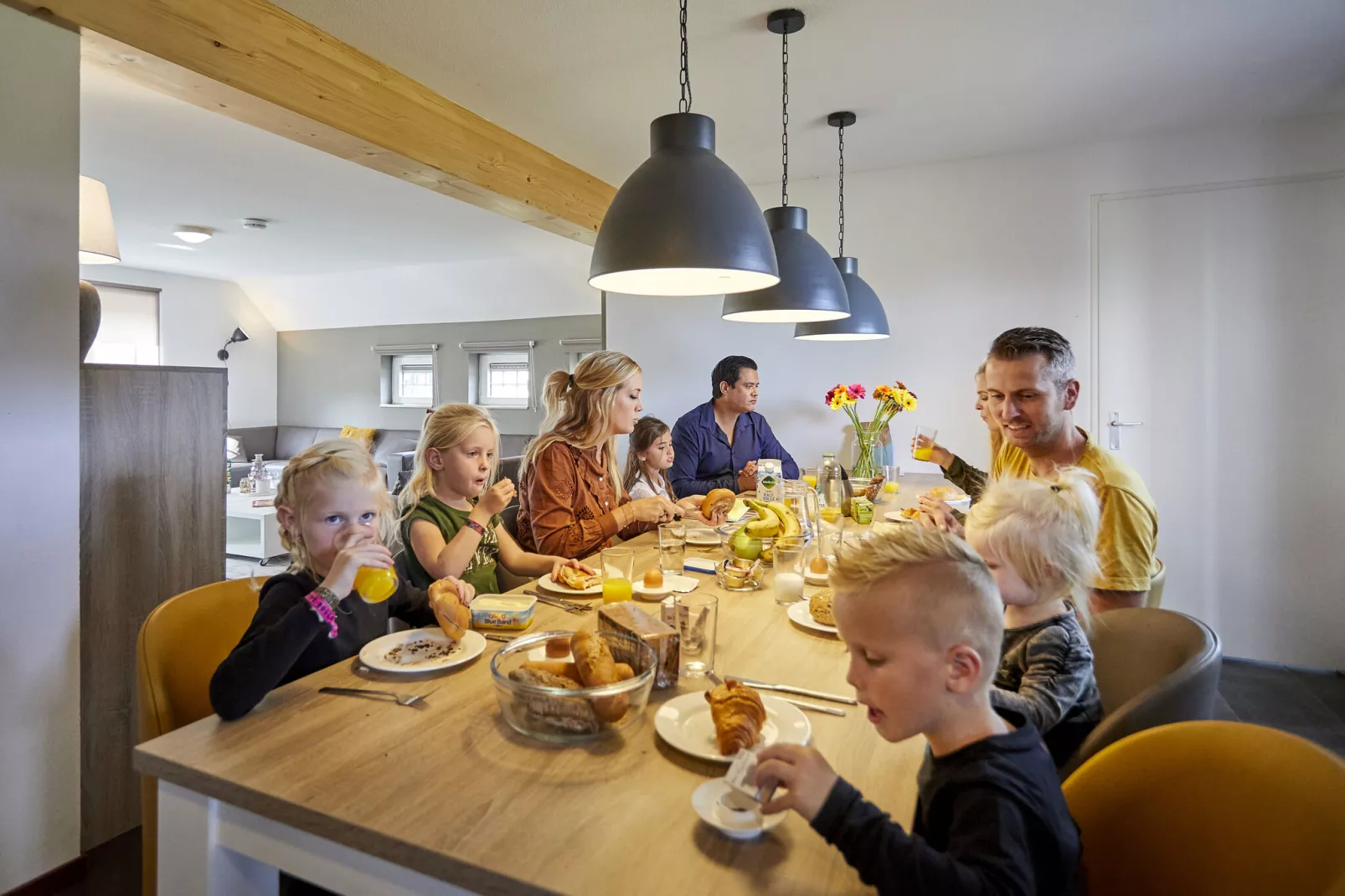 Buitenhof De Leistert 7-Dining room