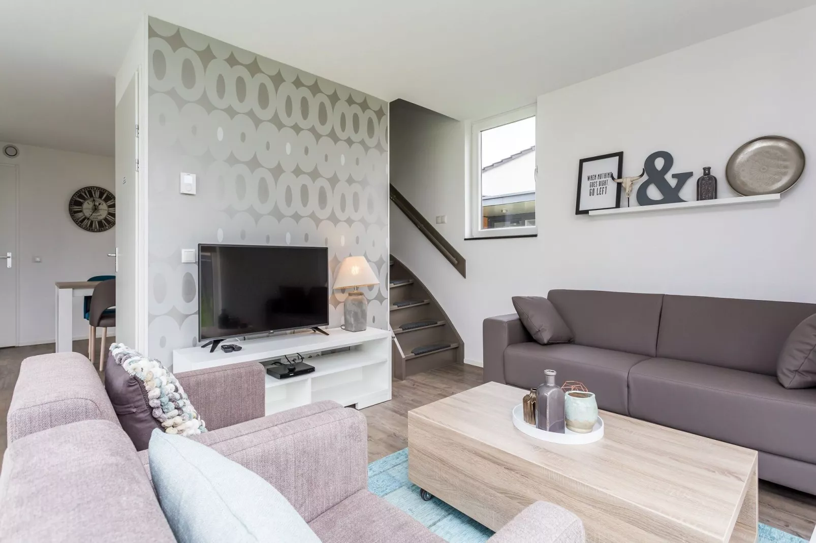 Buitenhof De Leistert 22-Wohnzimmer