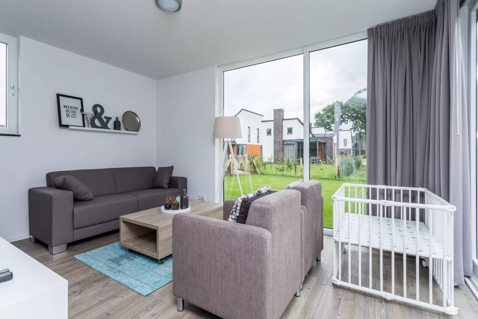 Buitenhof De Leistert 22-Wohnzimmer