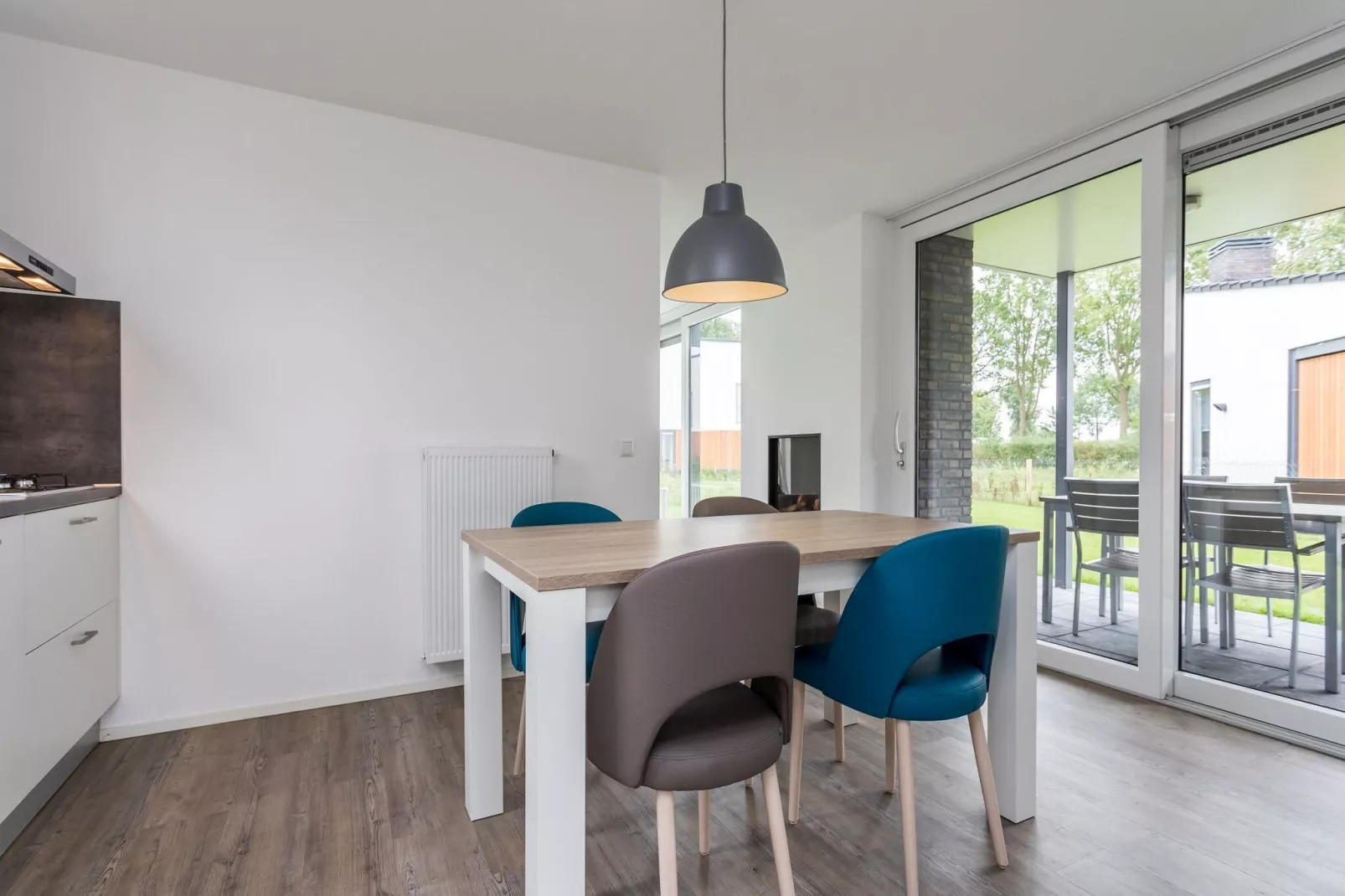Buitenhof De Leistert 22-Esszimmer