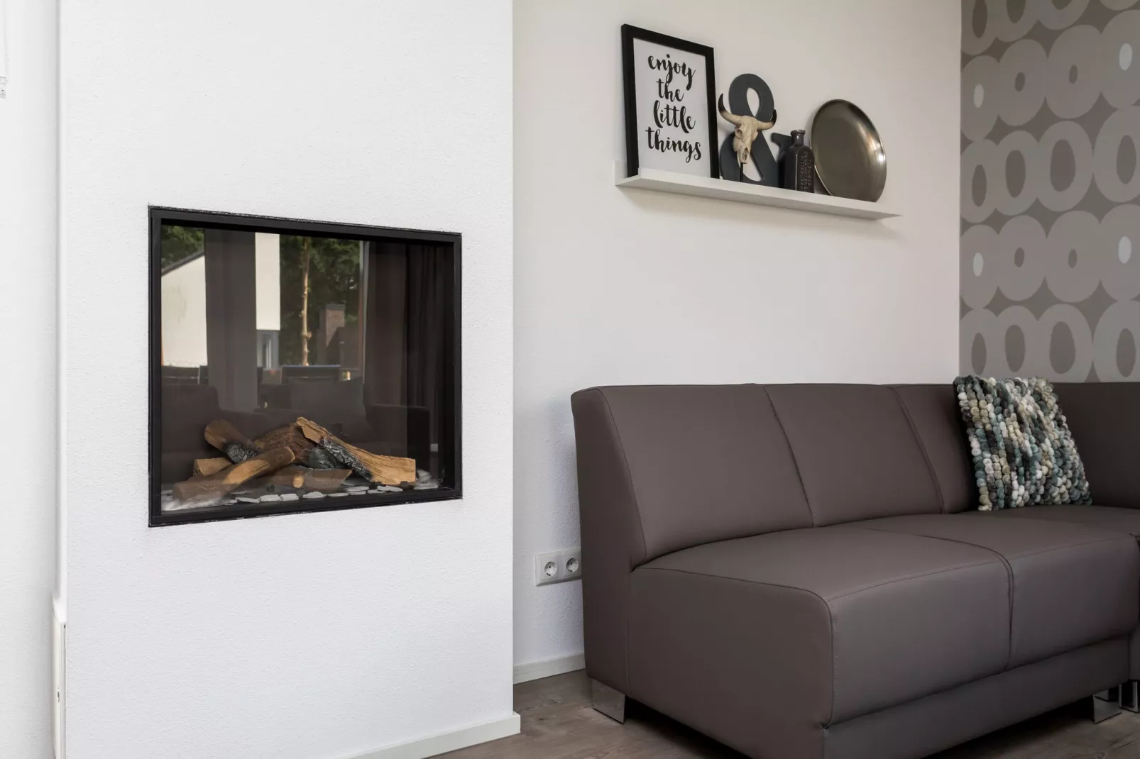 Buitenhof De Leistert 28-Living room