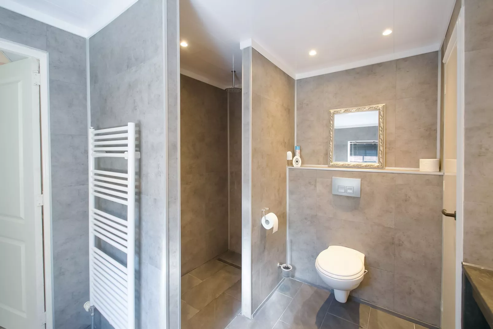 Botterlodge-Bathroom