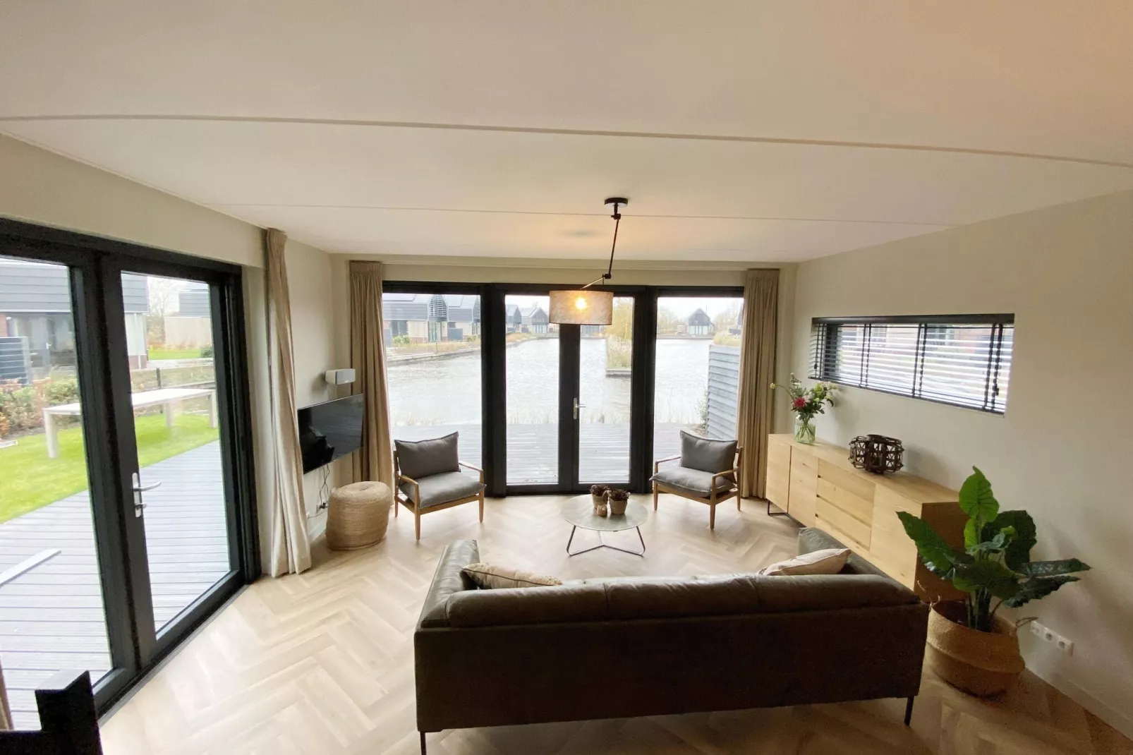 Watervilla Acht-Wohnzimmer