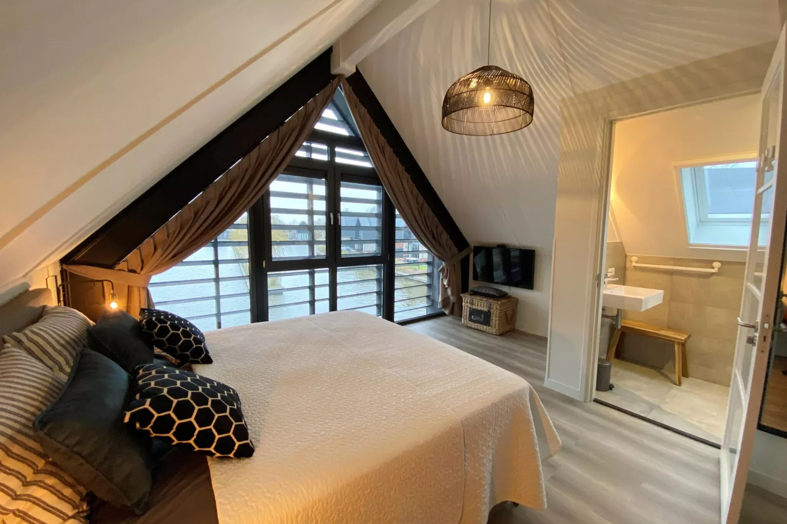 Watervilla Acht-Schlafzimmer