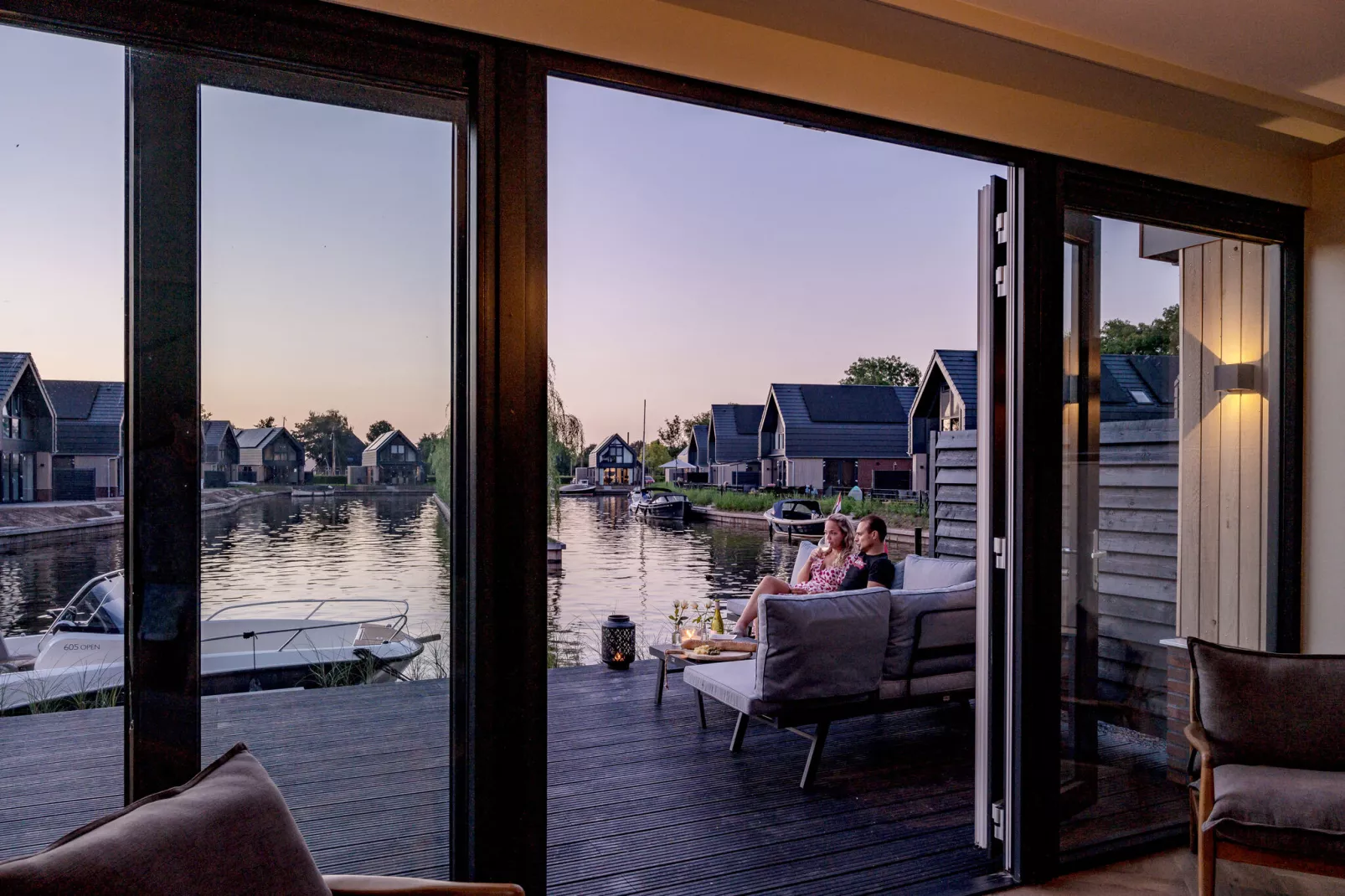 Watervilla Acht-Ambiente