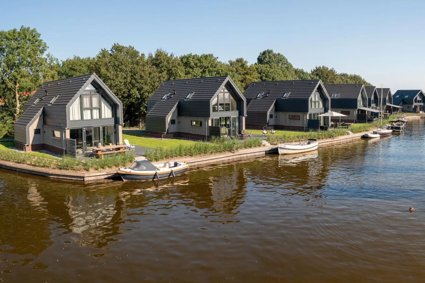 Watervilla Tolve-Exterior summer