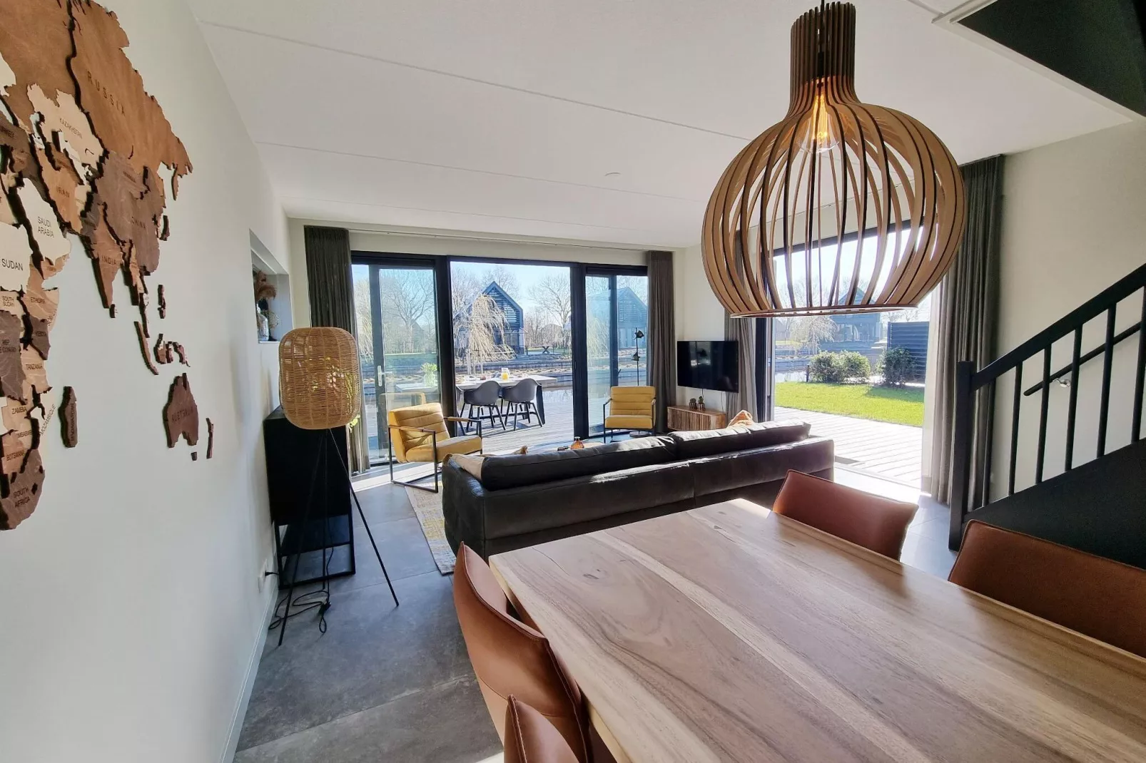 Watervilla Tolve-Dining room