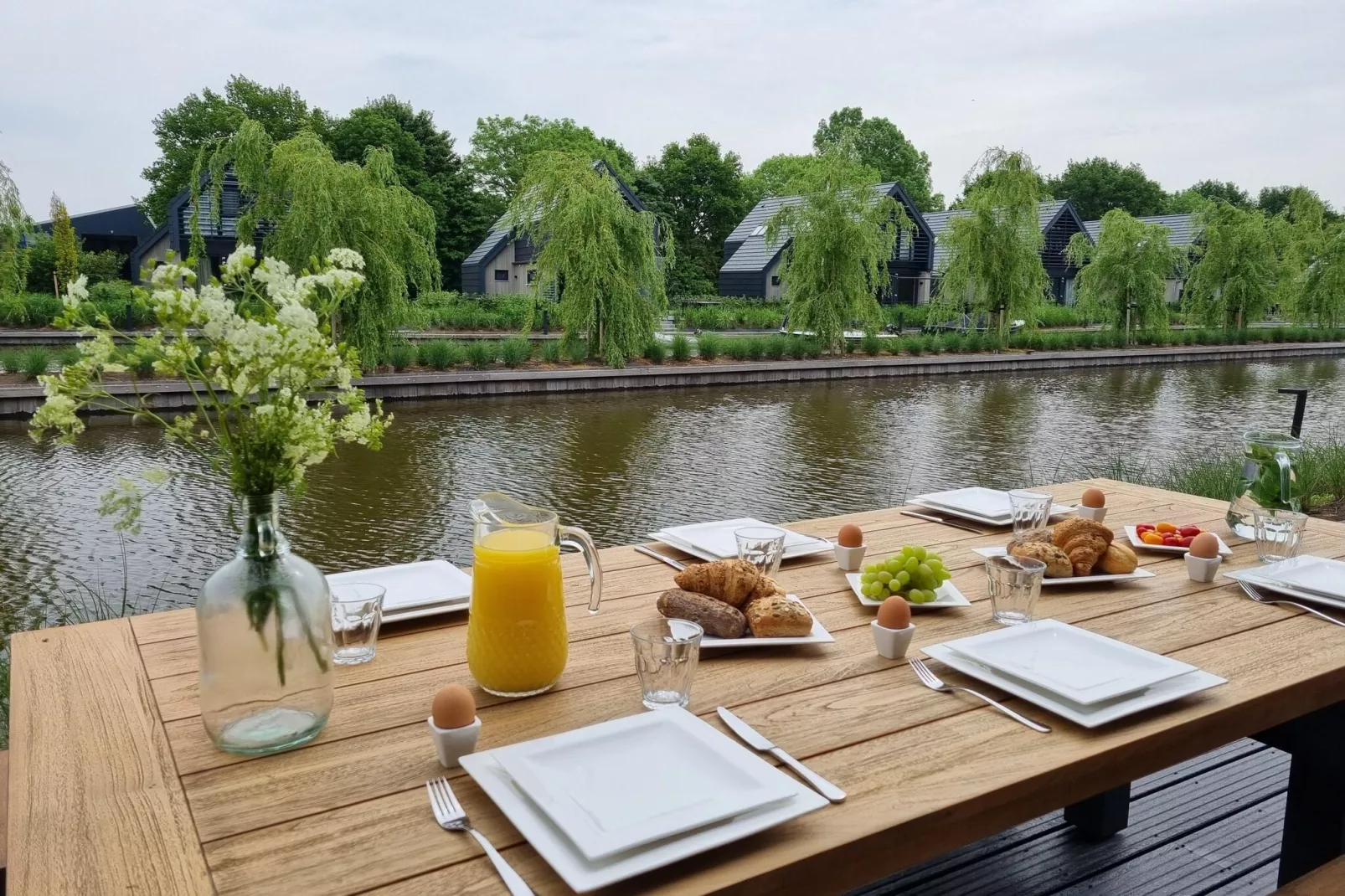 Watervilla Fjirtjin-Terrassenbalkon