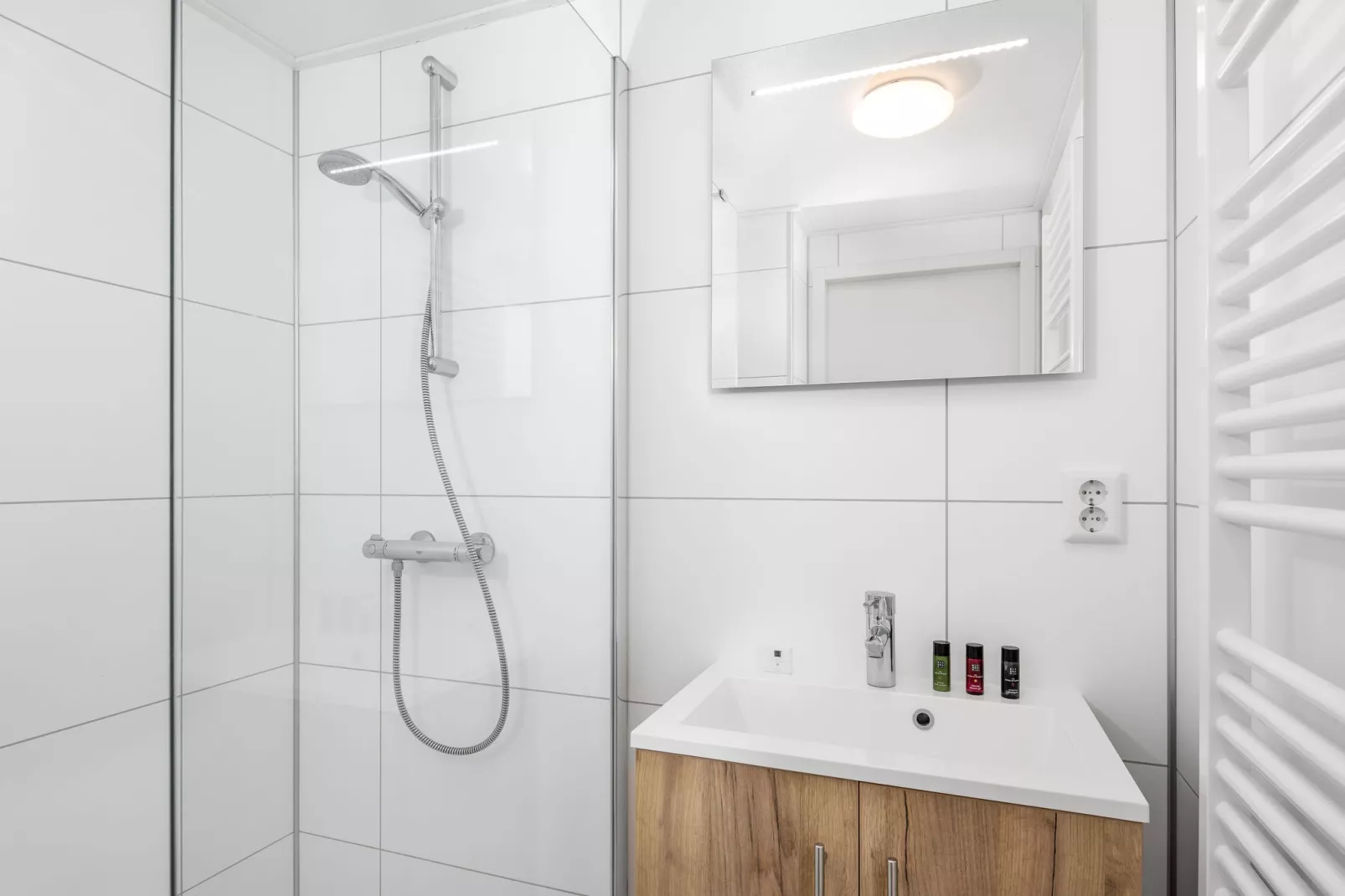 Vakantiepark Hunzedal 12-Bathroom