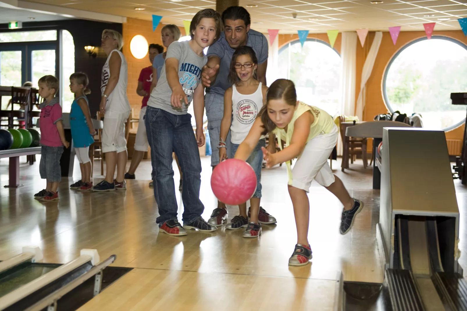 Vakantiepark Hunzedal 13-Parkeinrichtungen