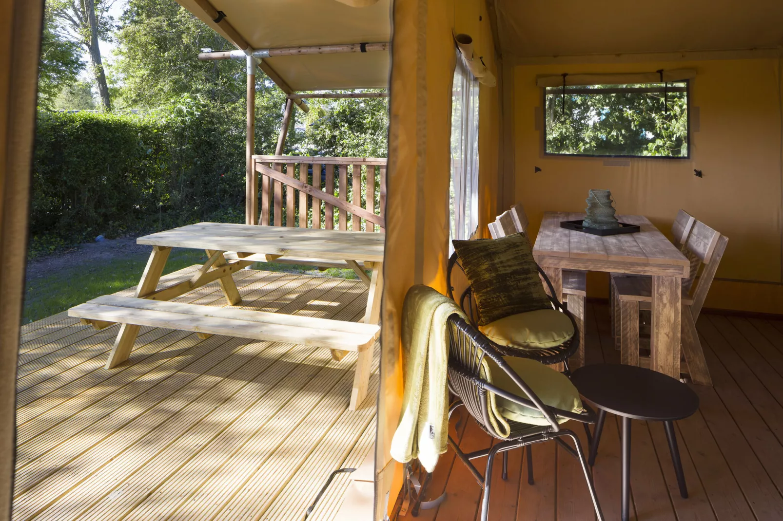 Vakantiepark Hunzedal 17-Terrassenbalkon