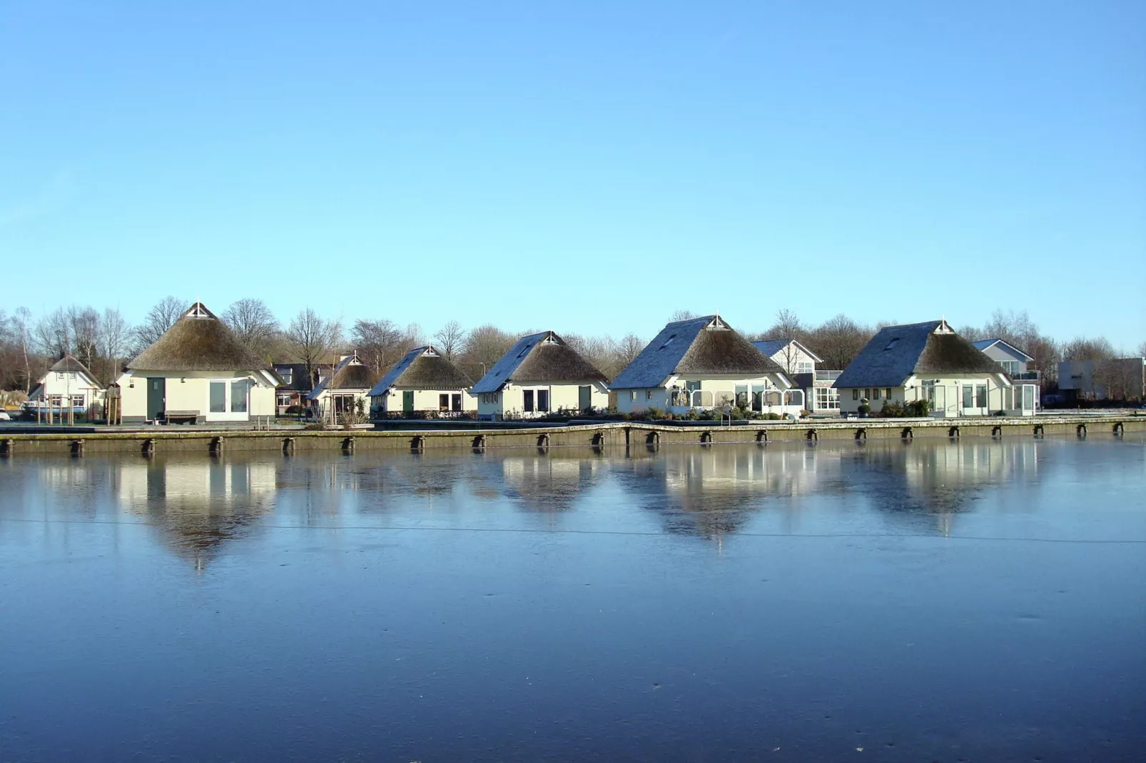 Villa ten Hoeve-Areas summer 1km