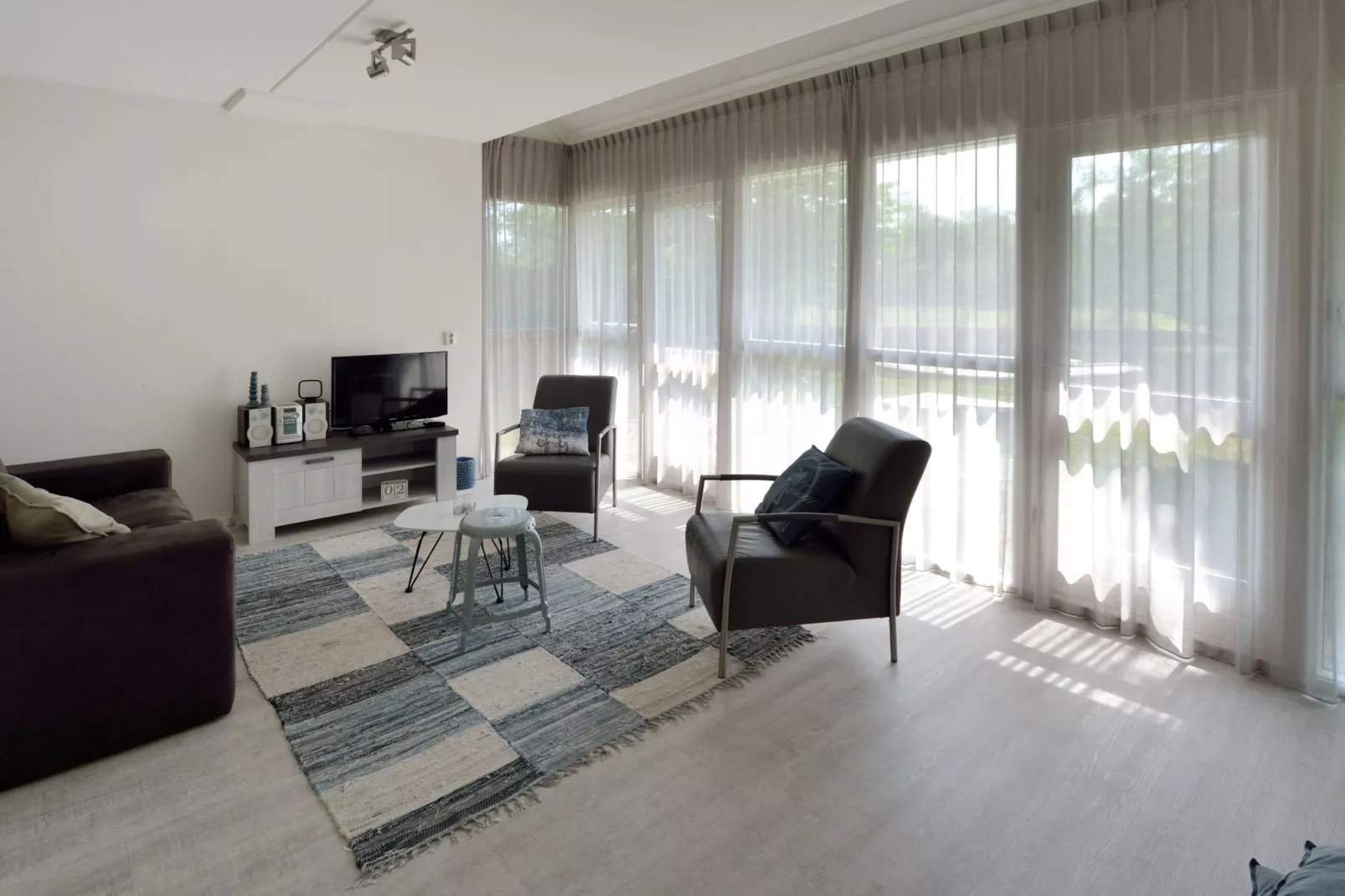 Villapark Schildmeer 3-Living room