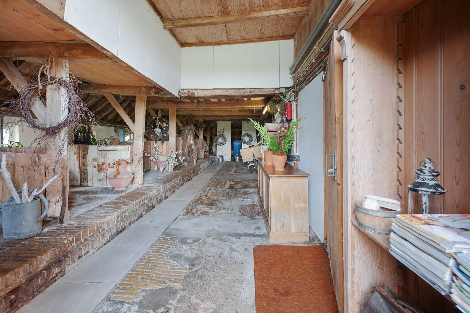 Lauwerspleats-Facilities