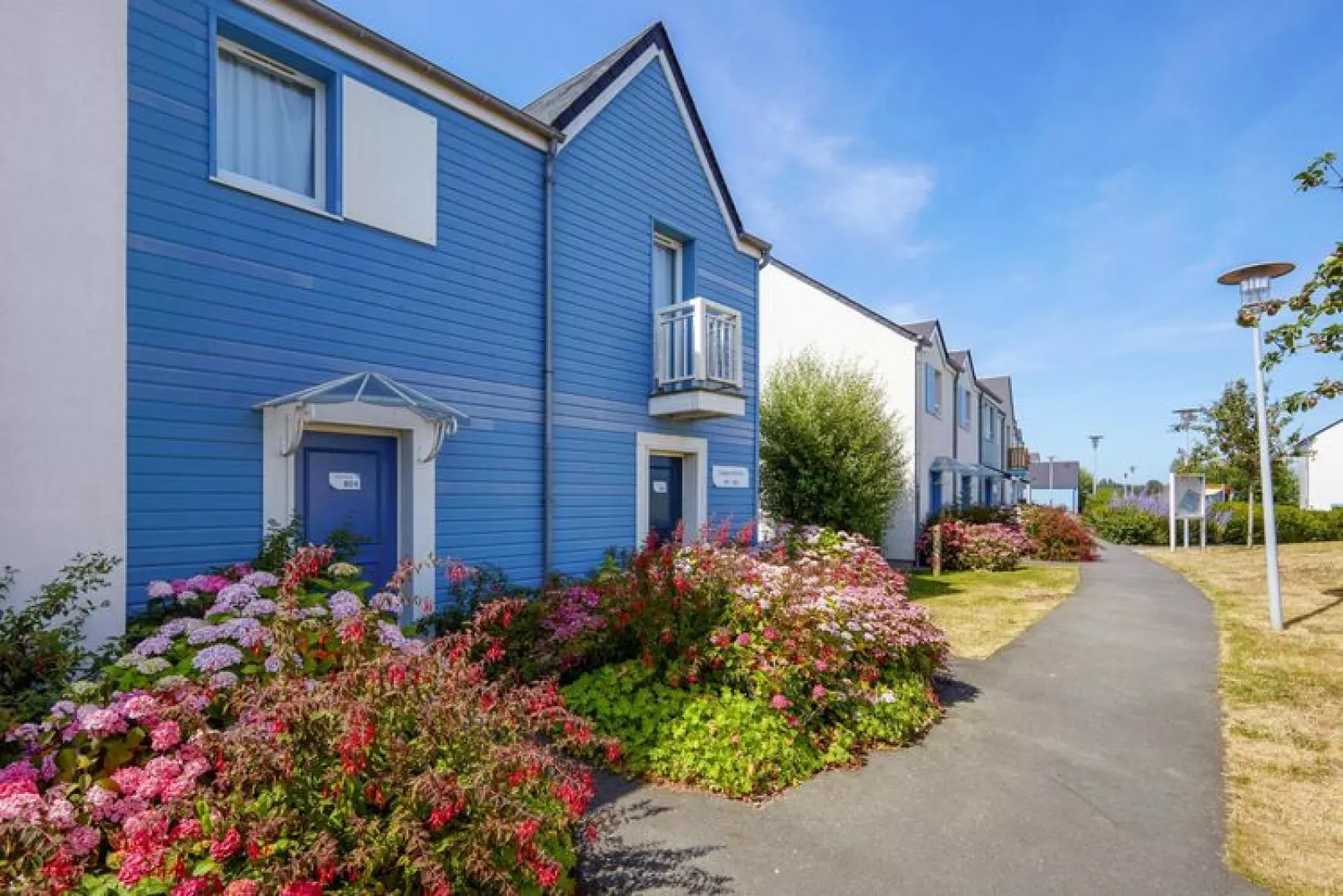 Residence Le Chant des Oiseaux Courseulles-sur-Mer - 24 Standard Apt 4 p - 1 bedroom-Exterior summer