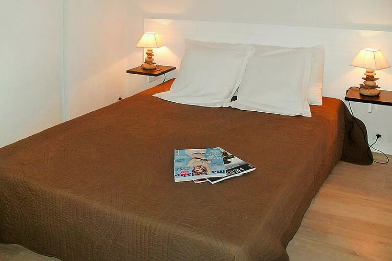 Residence Les Isles de Sola Grandcamp // T2 BALCON / 2 pcs 30 à 50 m2 T2 AVEC balcon ou terrasse-Bedroom