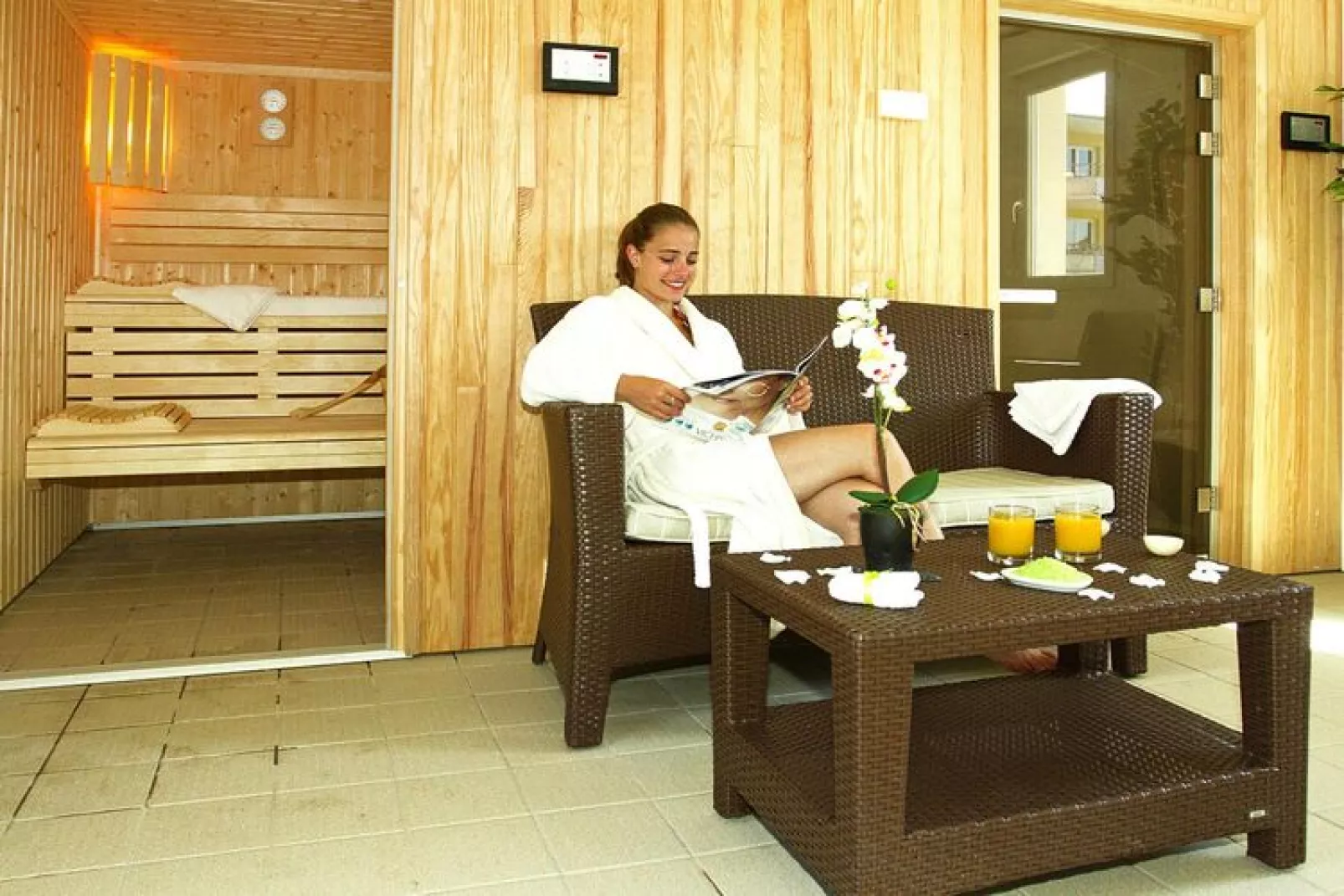Residence Les Isles de Sola Grandcamp // T3 BALCON / 3 pcs 50 à 60 m2 T3 AVEC balcon ou terrasse-Living room