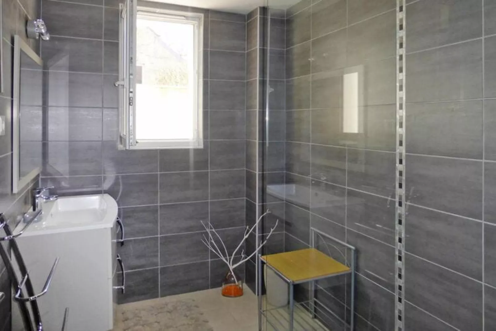 Holiday flat, Arromanches-les-Bains-SLOOP - app. au rez-de-chaussée-Bathroom