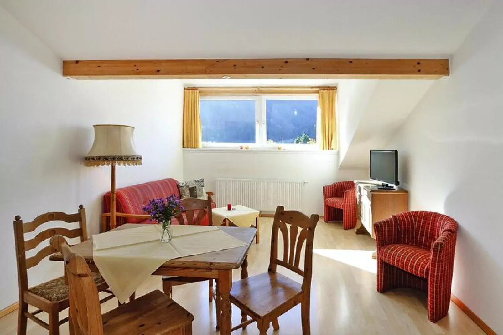 Wirtlerhaus Bichlbach - 4 Personen-Wohnzimmer