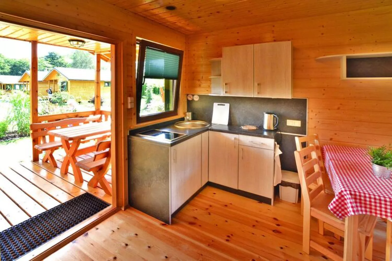 Domki letniskowe dla 4 osób Mielno-Kitchen