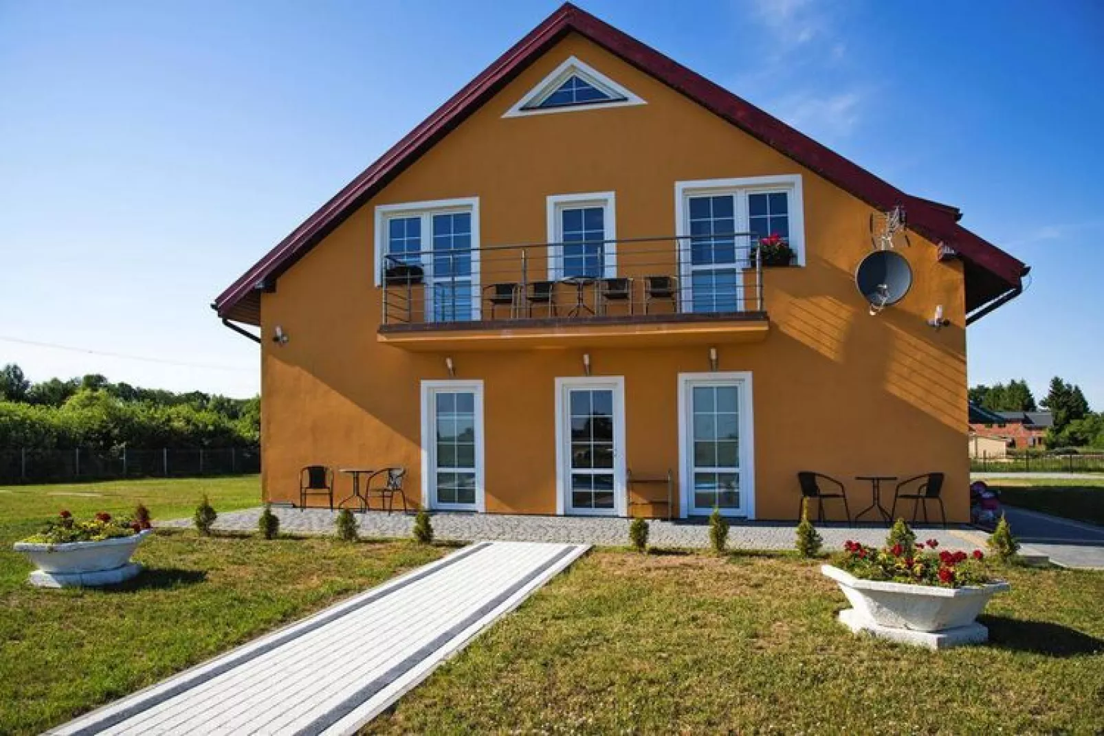 Apartament na parterze 150 m2 Gąski-Exterior summer