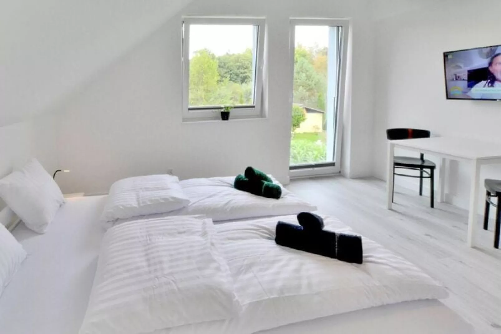 Dom wakacyjny w Mielenku dla 10 osób-Bedroom