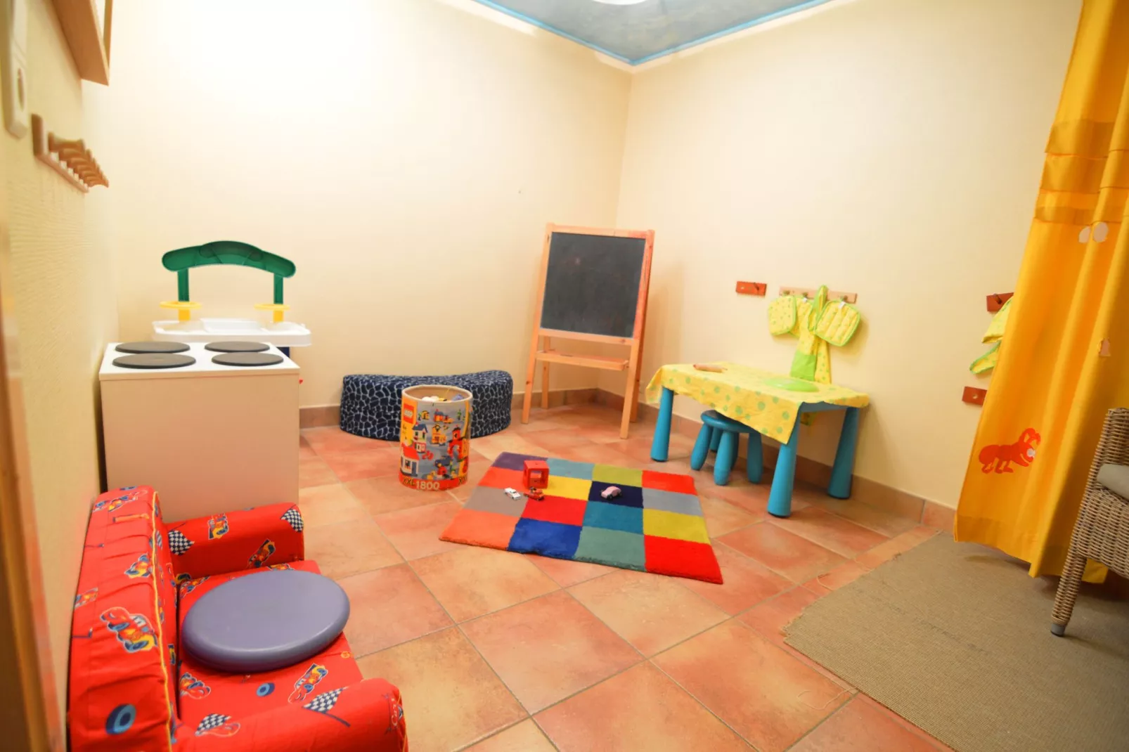 Le Jeu de L'Oie-Recreation room