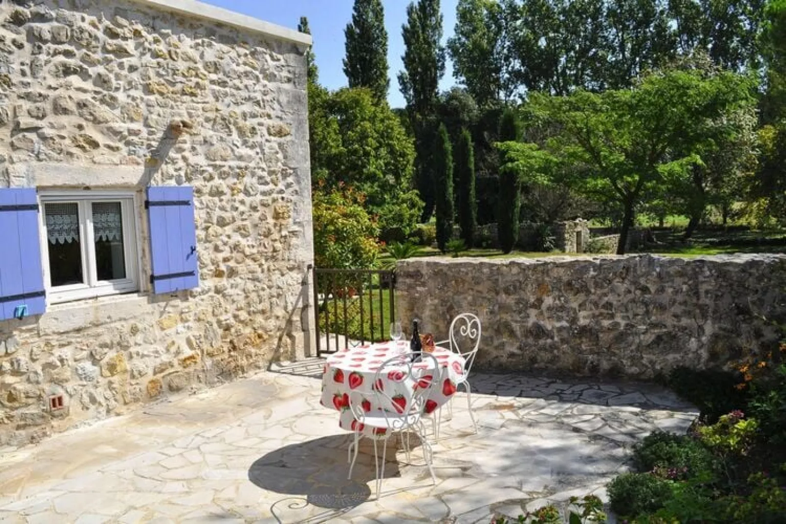 Doppelhaushälfte in Lussan / Le Lilas-Terrasse