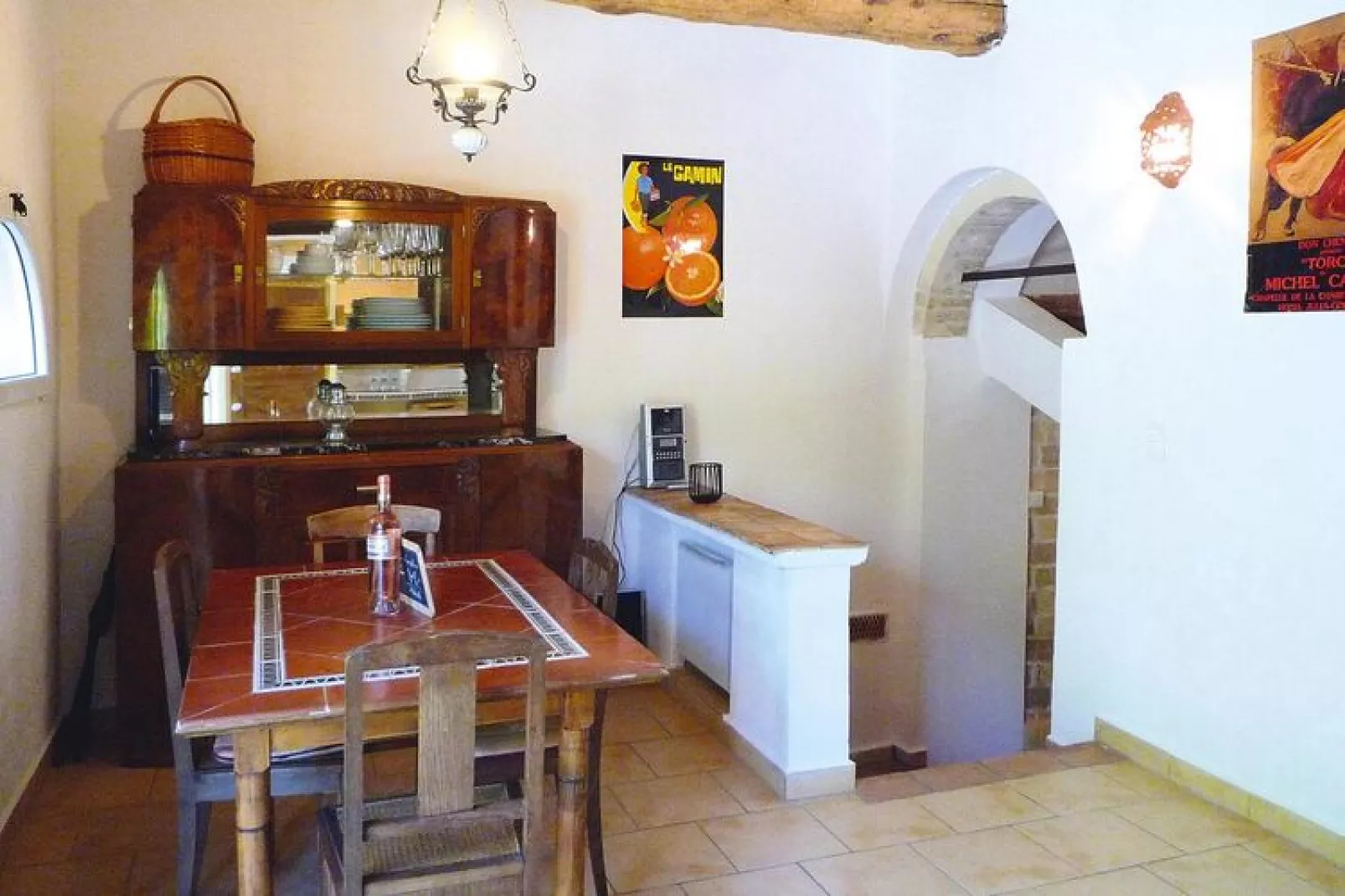 Doppelhaushälfte in Noves-Dining room