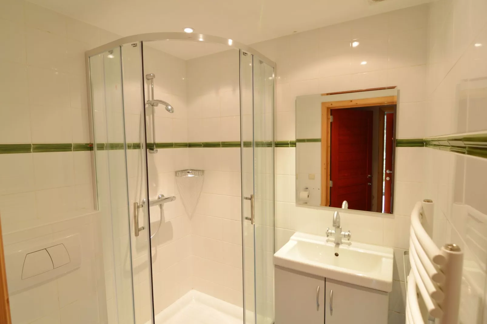 Le Jeu de L'Oie-Bathroom