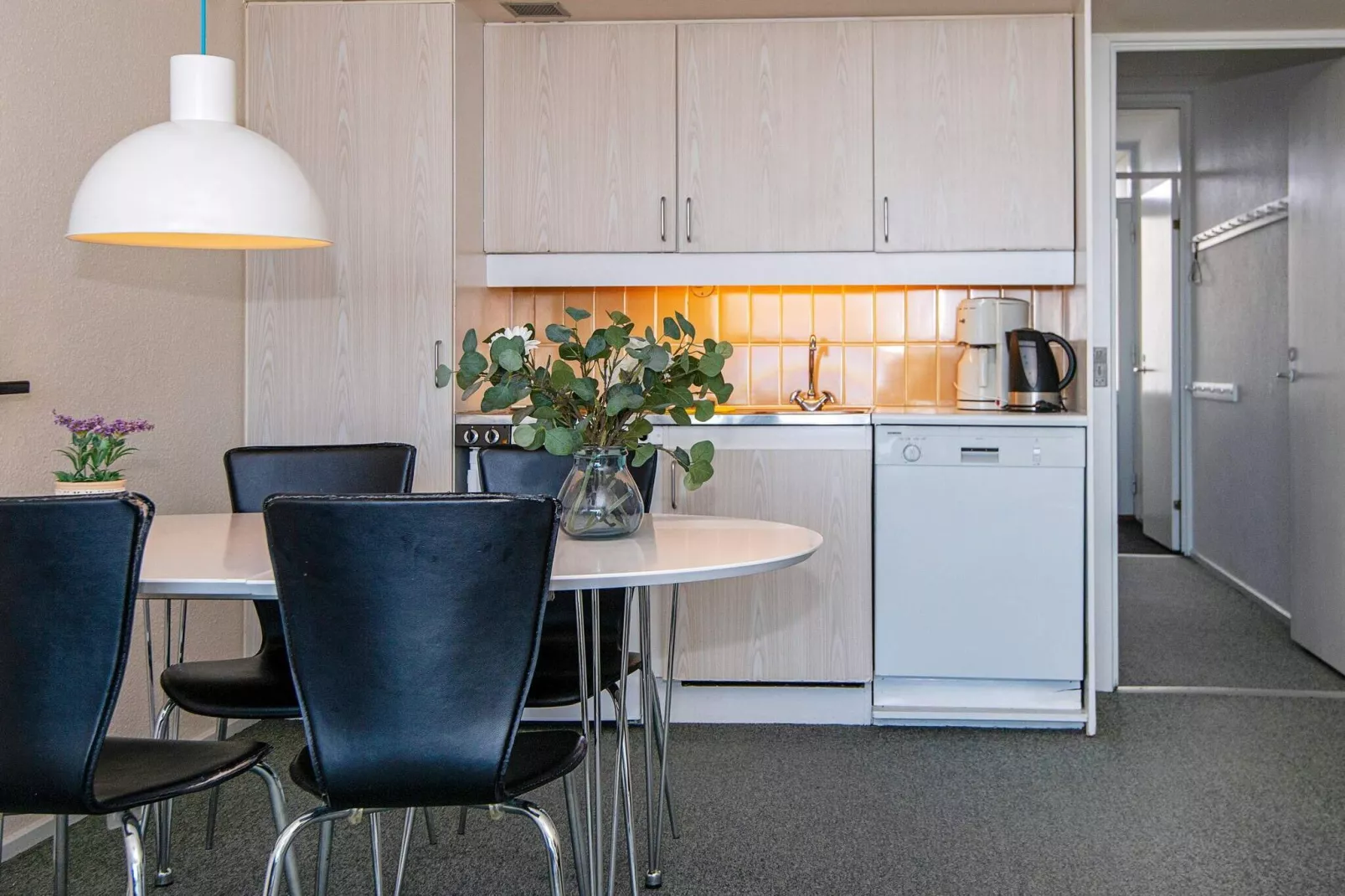 2 rooms-Indoor