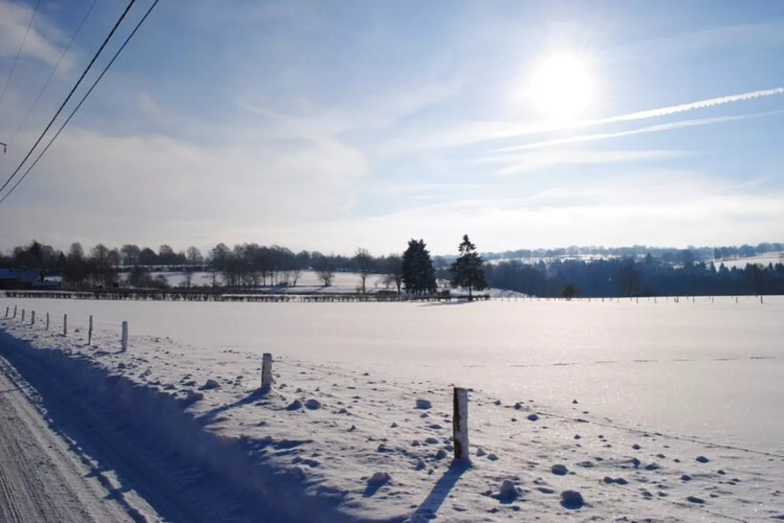 Le Jeu de L'Oie-Exterior winter