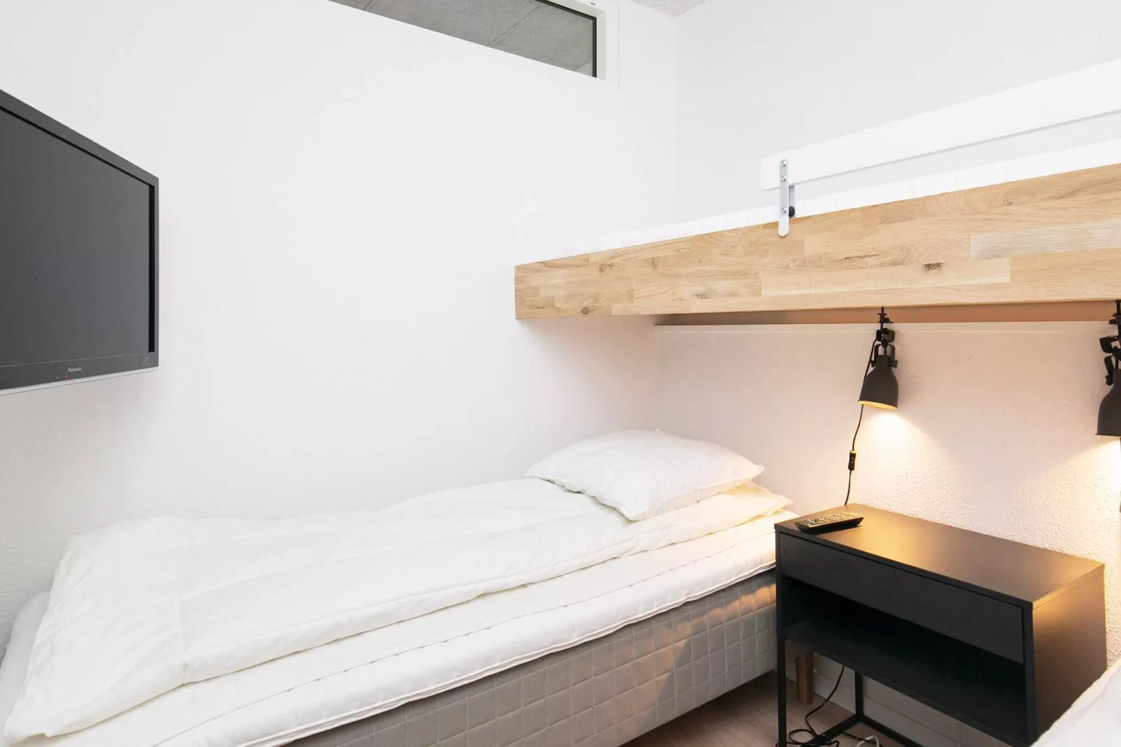 2½ room renovated,partially seaview-Indoor