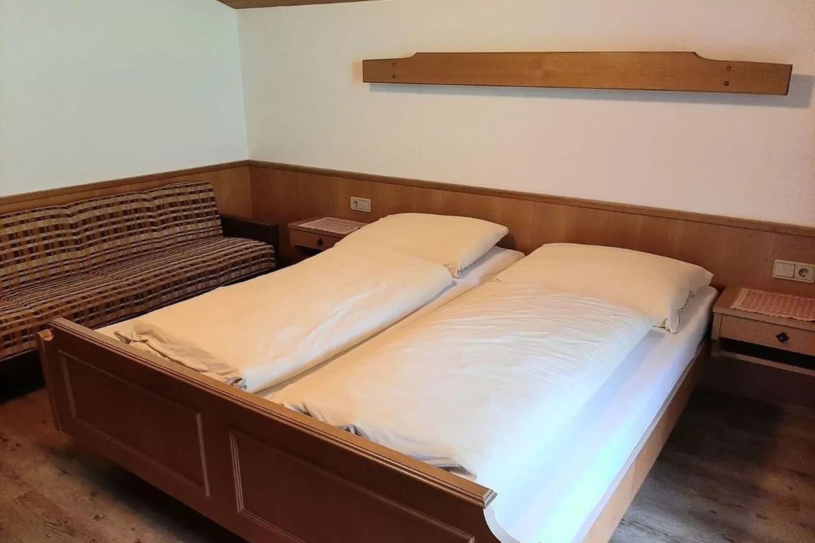 Hubergut - Ferienwohnung Simone-Bedroom