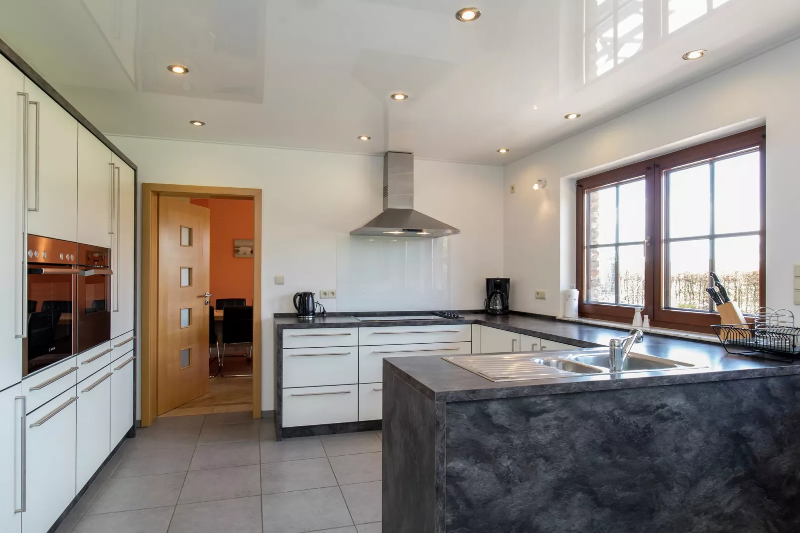 Villa East Canton-Kitchen
