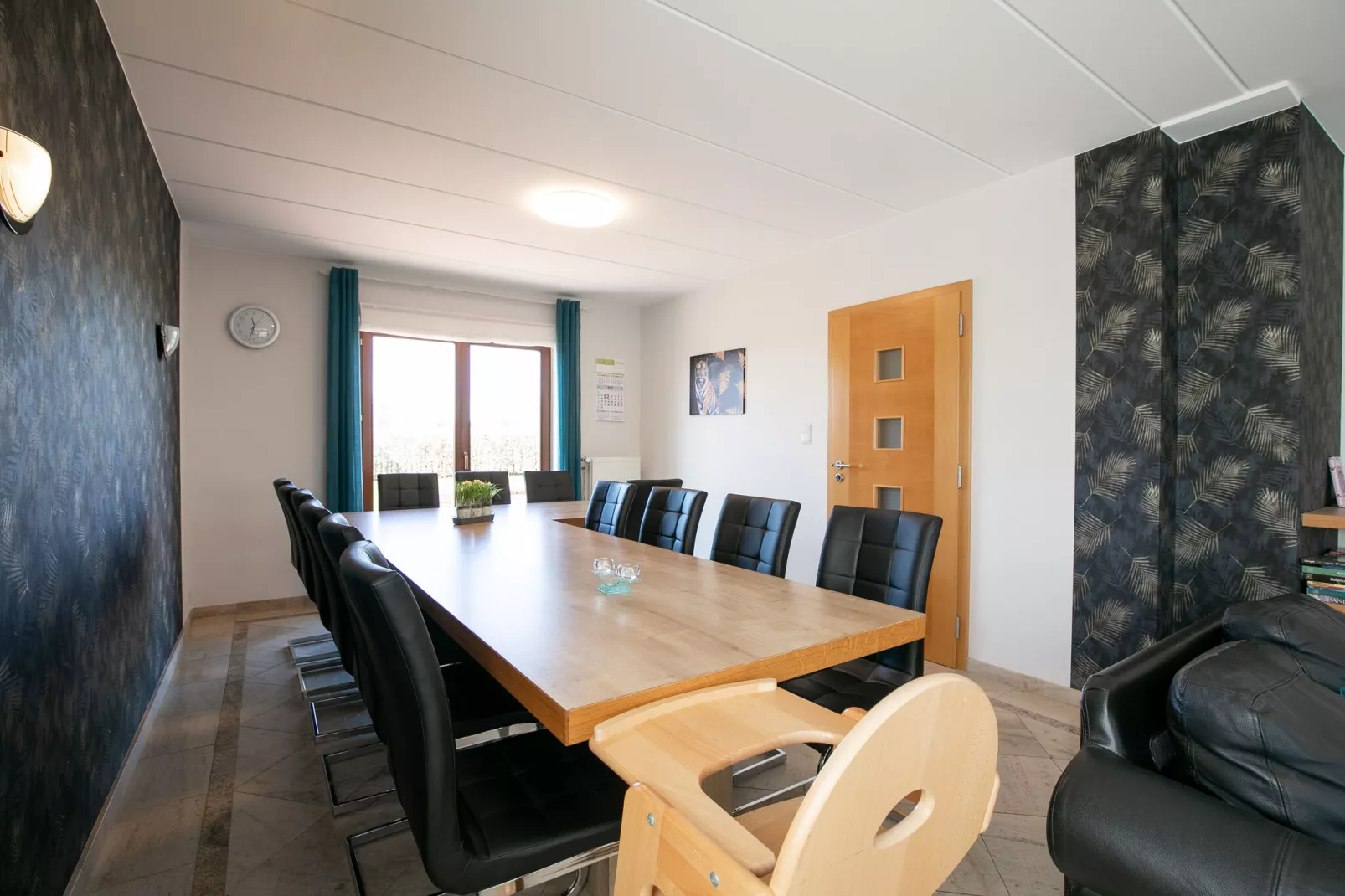 Villa East Canton-Dining room