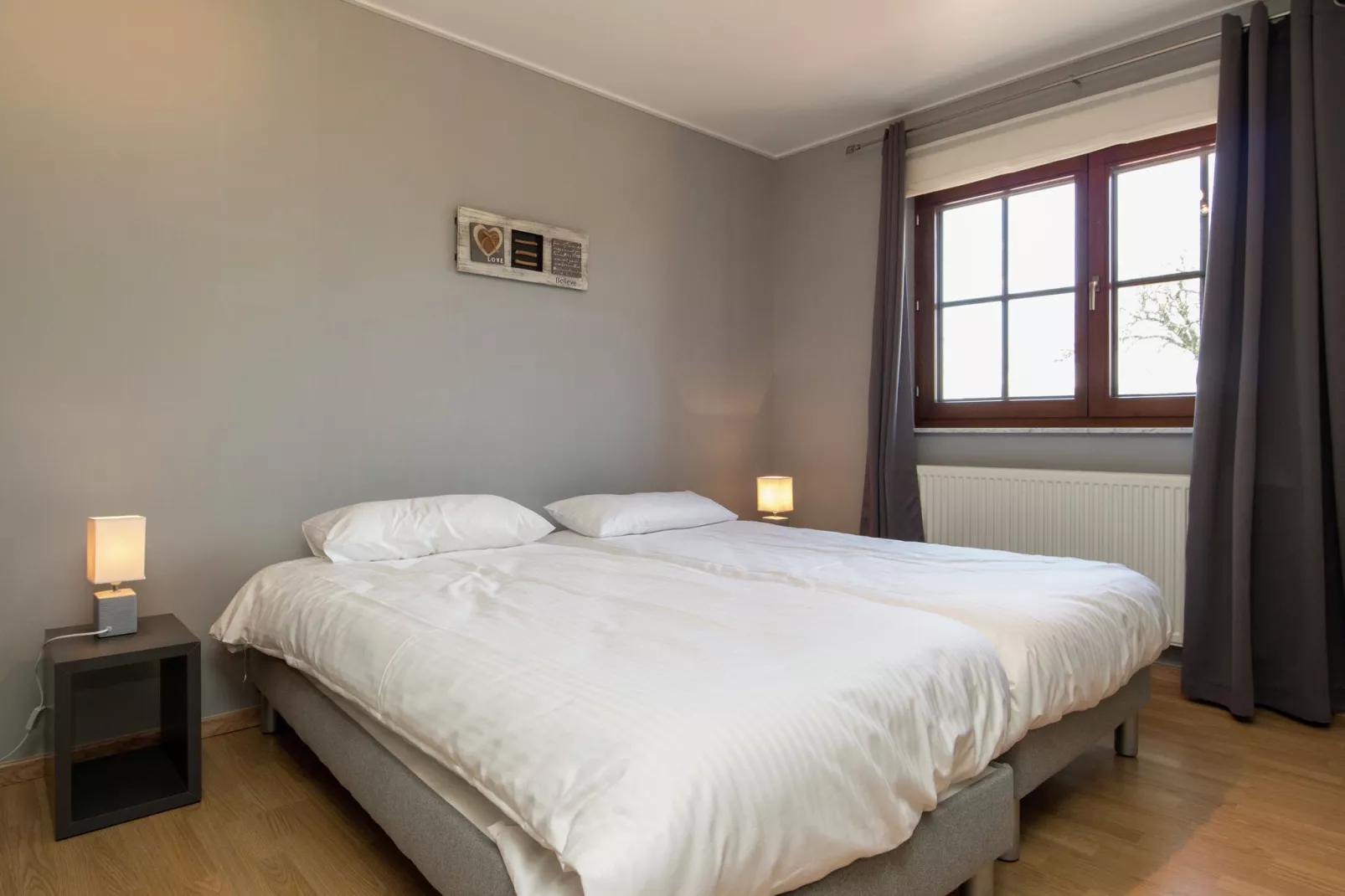 Villa East Canton-Bedroom