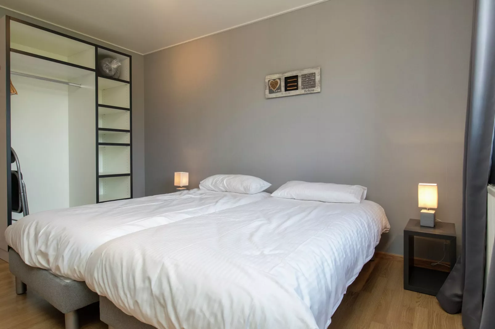 Villa East Canton-Bedroom