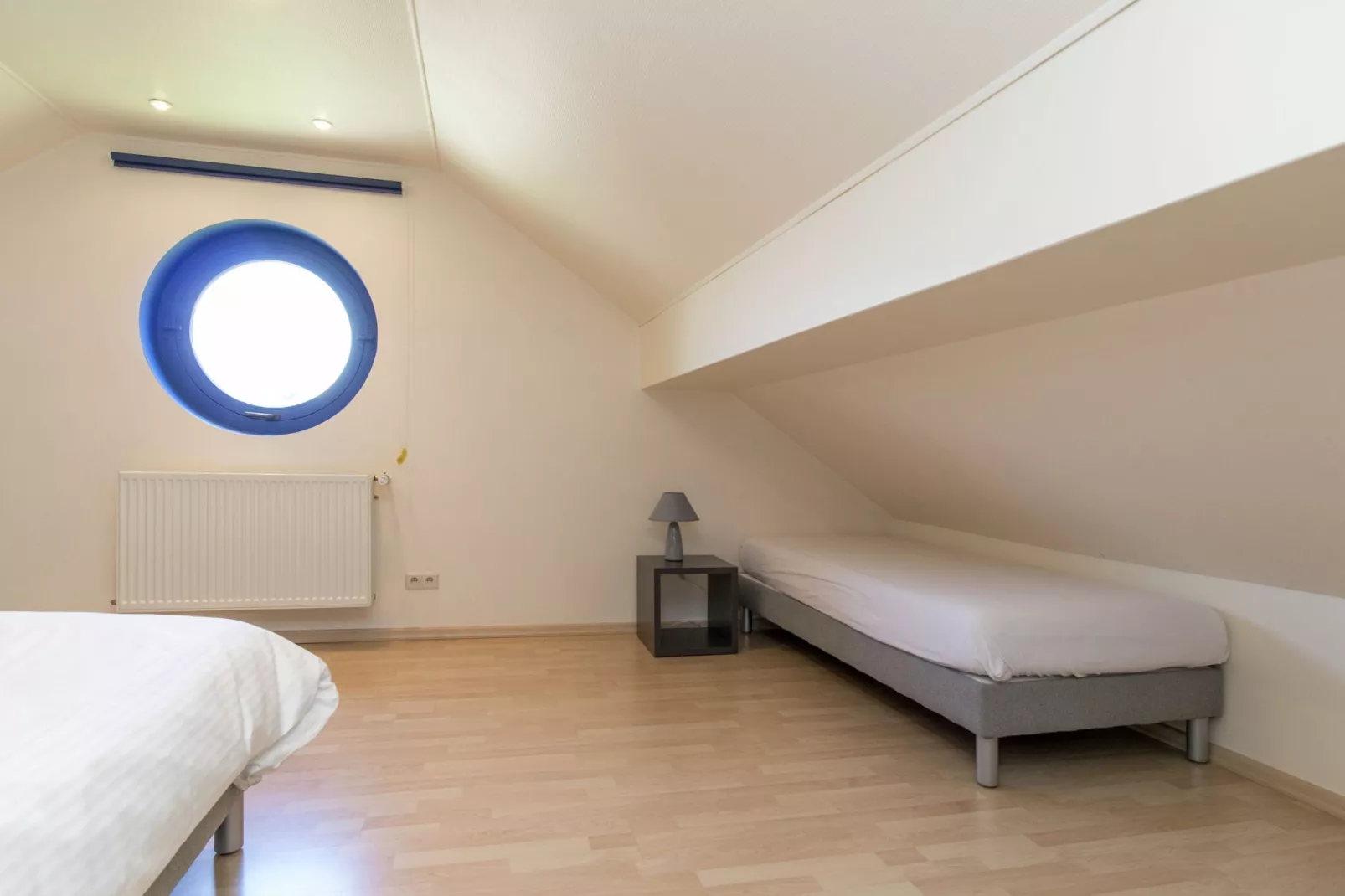 Villa East Canton-Bedroom