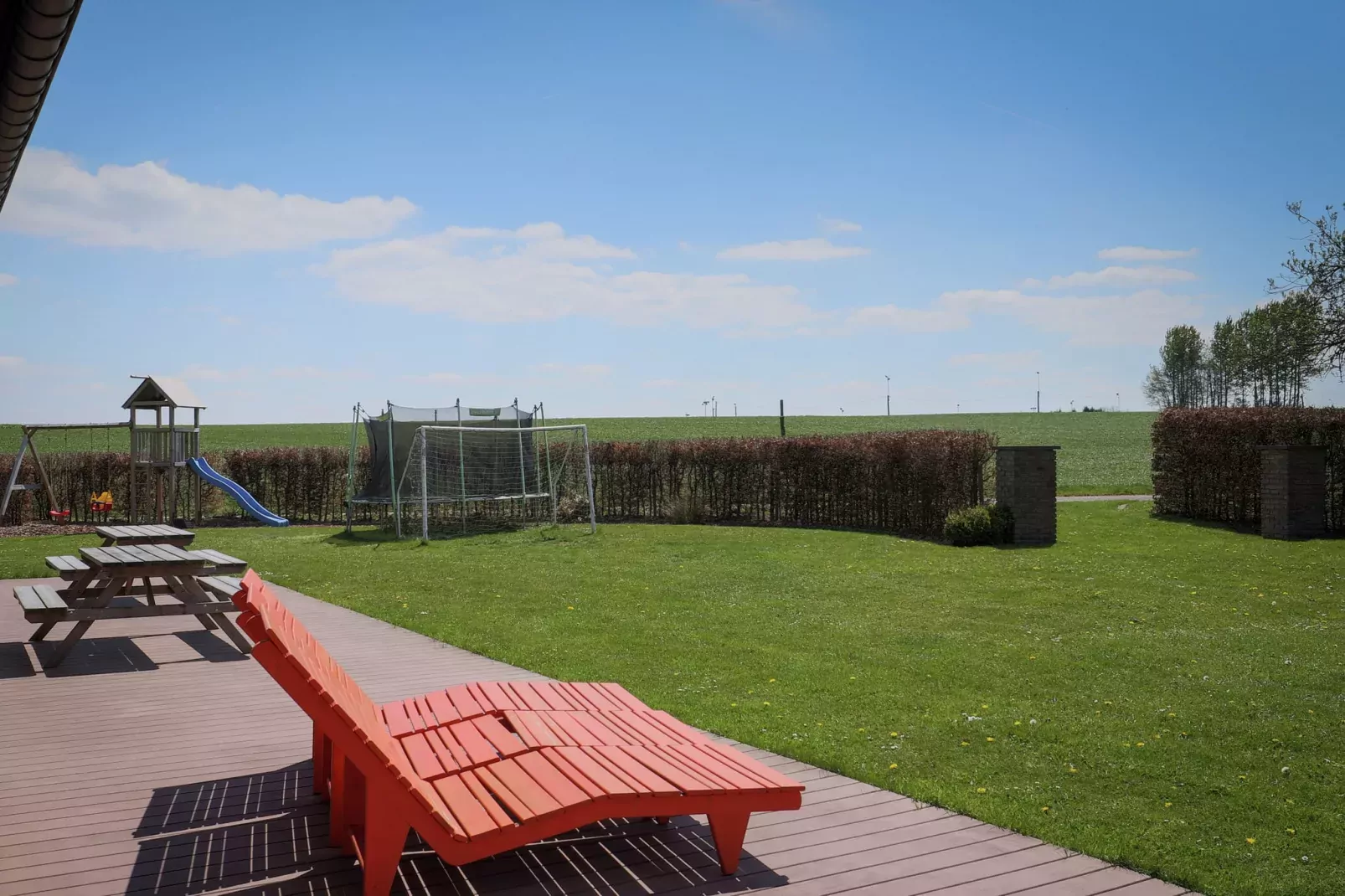 Villa East Canton-Terrace balcony