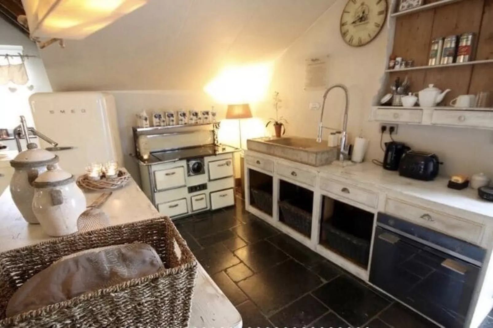 Thermes Oppidum-Kitchen