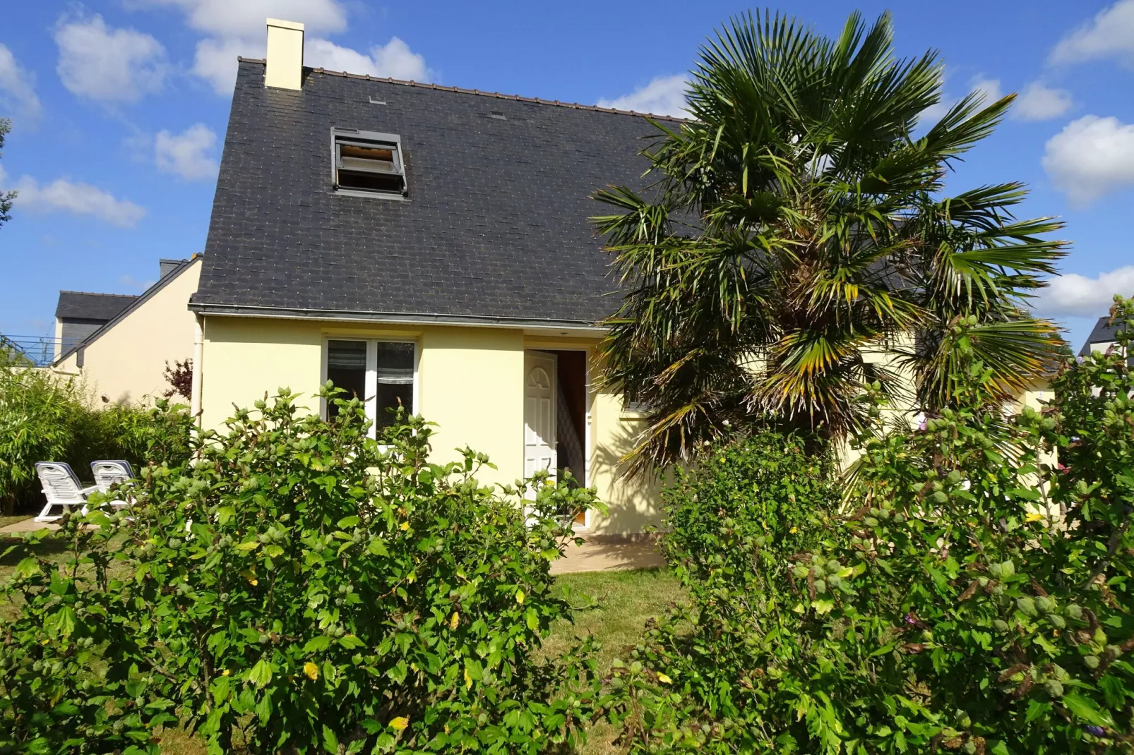 Holiday home Le Tour-du-Parc-Exterior summer