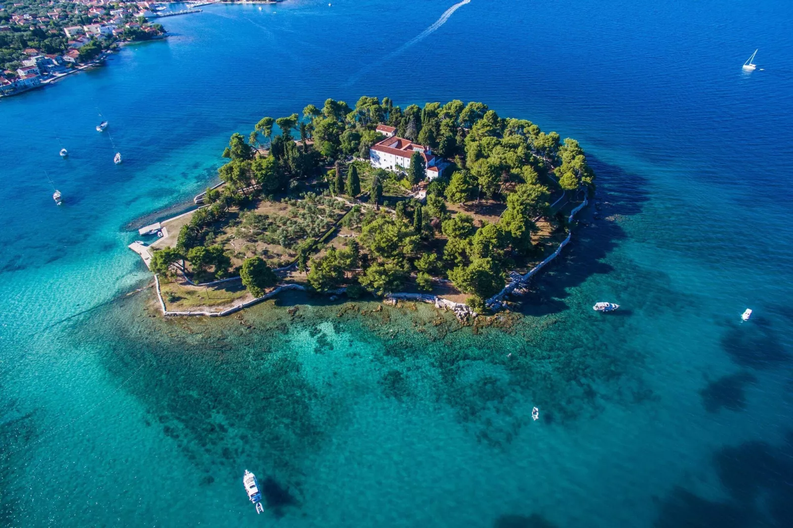 Holiday resort Vile Dalmacija, Preko-3-Raum-App., Classic 4+2, ca. 42 qm für 6 Pers.-Areas summer 1km