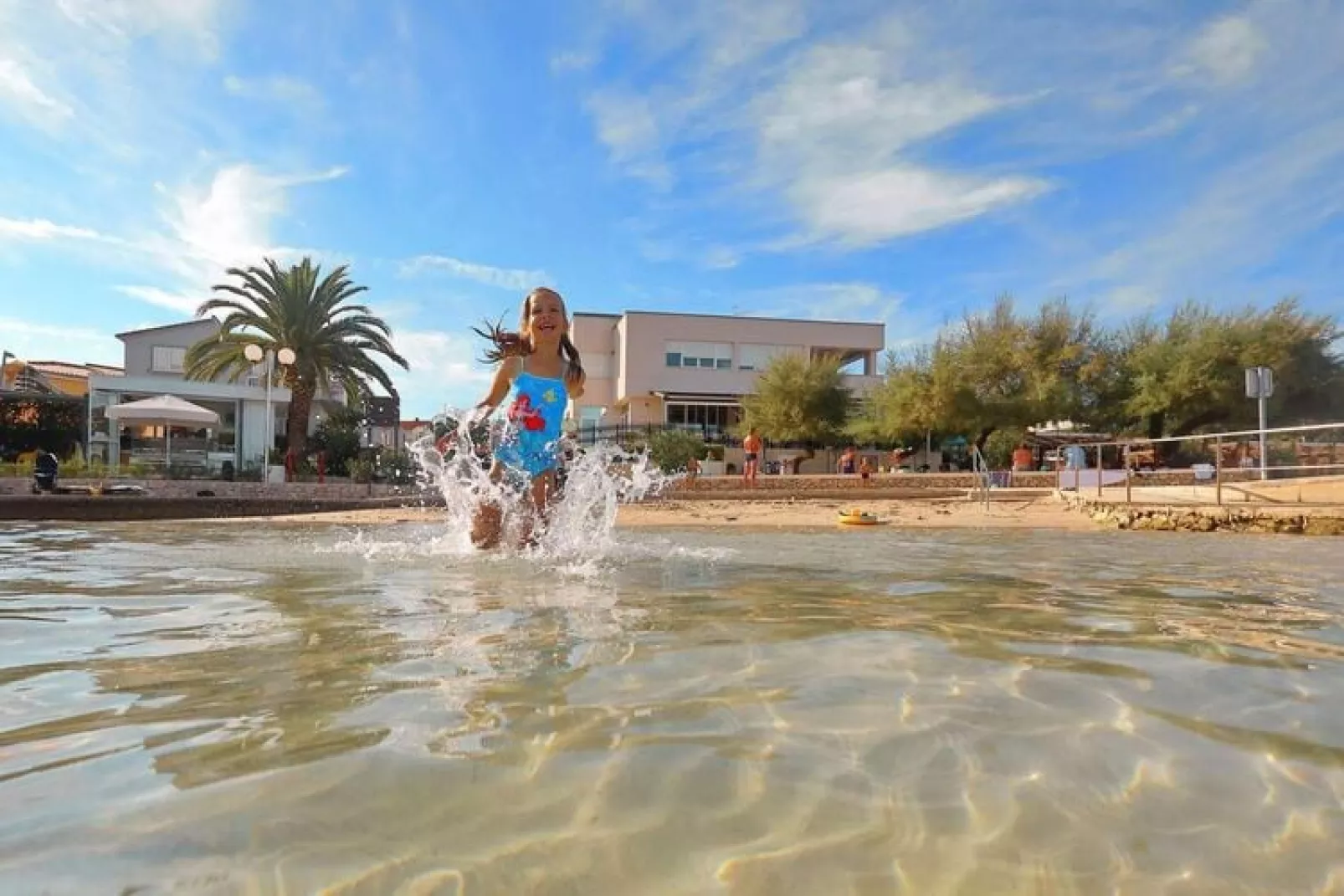 Holiday resort Vile Dalmacija, Preko-3-Raum-App., Superior 4, ca. 45 qm, für 4 Pers.-Areas summer 1km
