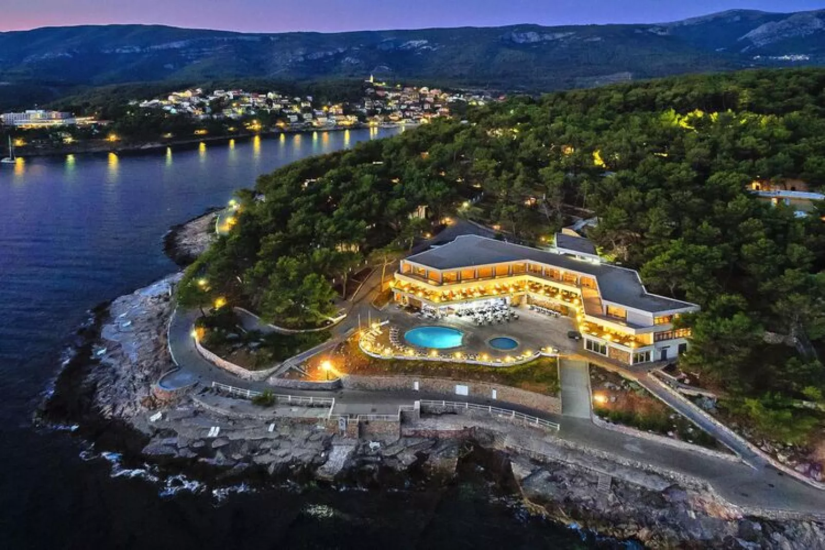 Apartments Fontana Resort Jelsa- Deluxe one bedroom apartment suite 2&2 - 68 qm 4 Pers-Water view