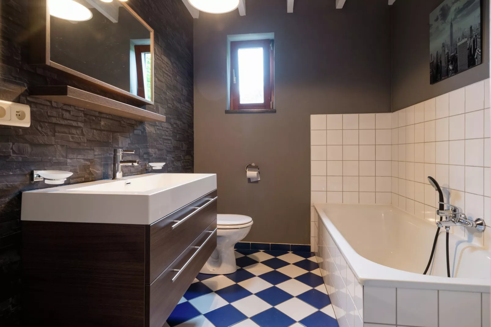 La Source-Bathroom